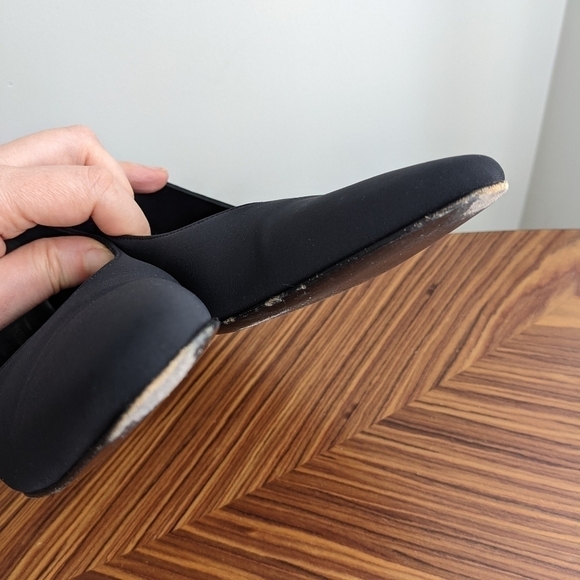 Salvatore Ferragamo black heels size 8 s2 - Picture 11 of 11